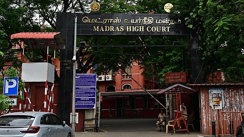 தனியார் பள்ளிகளின் கல்விக் கட்டண வழக்கில் தீர்ப்பு ஒத்திவைப்பு