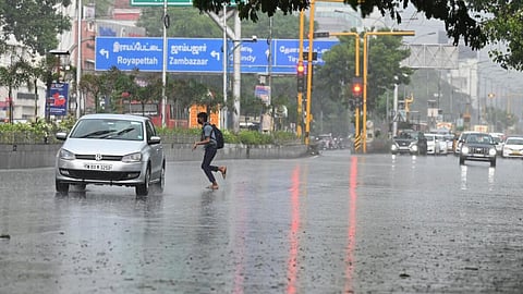 வானிலை முன்னறிவிப்பு: சென்னை உள்ளிட்ட 6 மாவட்டங்களுக்கு கனமழை வாய்ப்பு