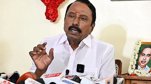 அமைச்சர் செங்கோட்டையன் 