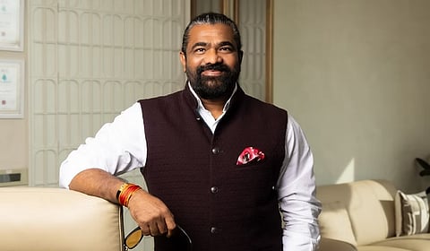 தமிழக அரசின் டெல்லி சிறப்பு பிரதிநிதியாக சினிமா தயாரிப்பாளர் வெங்கட நாராயணா நியமனம்