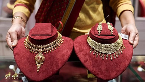 தங்கம் விலை பவுனுக்கு ரூ.560 குறைவு: இன்றைய சந்தை நிலவரம் என்ன?
