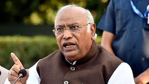மாநிலங்களவை எதிர்க்கட்சித் தலைவர் மல்லிகார்ஜுன கார்கே
