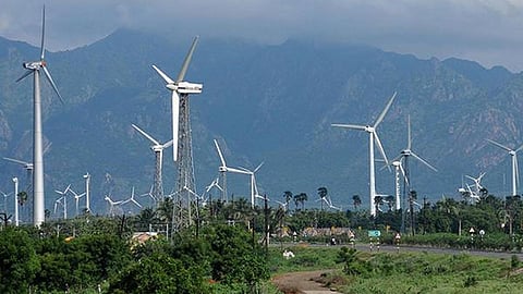 தென்மேற்கு பருவக்காற்று தீவிரத்தால் காற்றாலை மின் உற்பத்தியில் தமிழகம் முன்னிலை