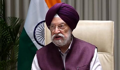 பெட்ரோல், டீசல் விலை குறைப்பு தற்போதைய சூழ்நிலையில்  நியாயமானதல்ல: மத்திய அமைச்சர்