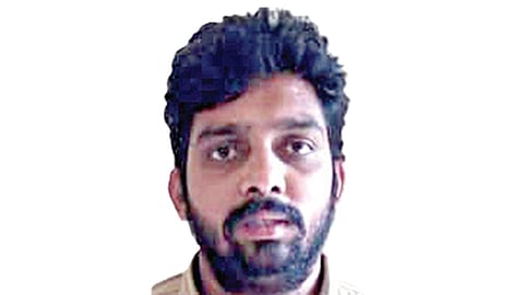 வெள்​ளைக்​காளி