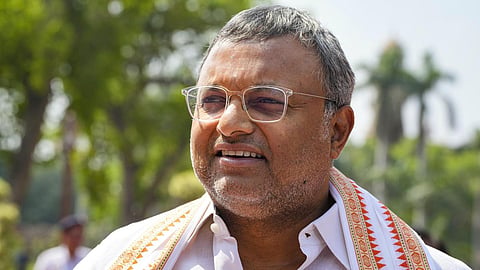 எனது யோசனையை என்னுடைய கட்சியிலேயே யாரும் கேட்பதில்லை: கார்த்தி ப.சிதம்பரம் எம்.பி. கருத்து