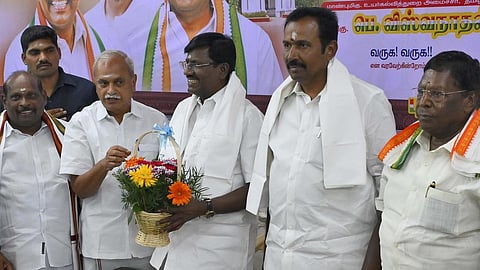 ஆளுநருடன் மோதல் போக்கை கடைபிடிக்க விரும்பவில்லை: புதுச்சேரியில் அமைச்சர் விஸ்வநாதன் கருத்து