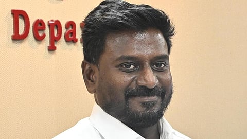 பள்ளிகளில் அரசு சாராத நிகழ்ச்சிகளுக்கு தடை: அமைச்சர் ராஜ்மோகன் தகவல் 