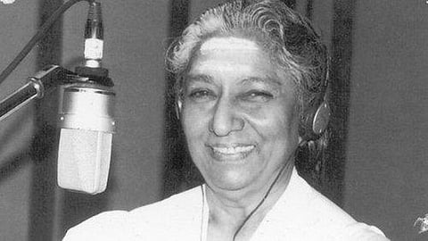 திரையுலகின் மகத்தான  பாடகர் எஸ்.ஜானகி மறைவு