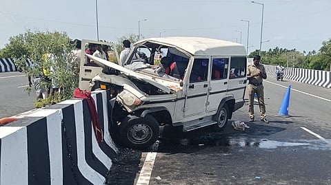 ஸ்ரீவில்லிபுத்தூர் அருகே விபத்து - பெண் உட்பட 3 பேர் உயிரிழப்பு