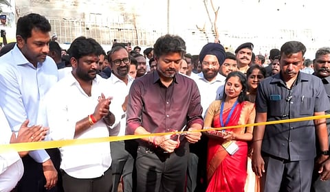பெரம்பூரில் எம்எல்ஏ அலுவலகத்தை திறந்து வைத்த முதல்வர் விஜய்!