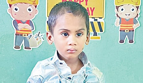 ஷாருக்​ ஈஸ்​வரன்
