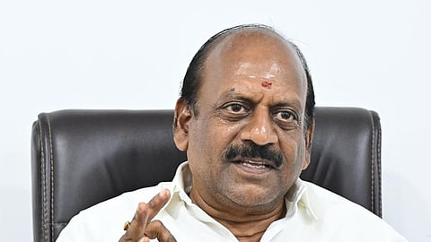 நில அபகரிப்பில் ஈடுபட முயன்றதாக முன்னாள் அமைச்சர் தா.மோ.அன்பரசன் மீது வழக்கு பதிவு