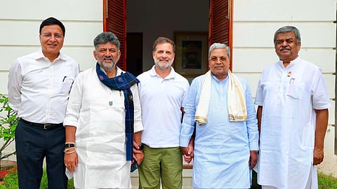 டெல்லியில் ராகுல் காந்தியை சந்தித்த கர்நாடக காங்கிரஸ் தலைவர்கள்