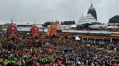 உலகப் புகழ்பெற்ற புரி ஜெகந்நாதர் கோயில் ரத யாத்திரை கோலாகலமாக தொடங்கியது