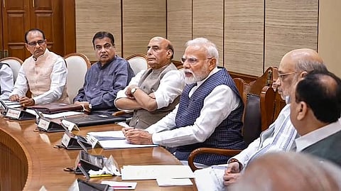 ‘இளைஞர்களுடன் நெருக்கமாக இருக்க இன்ஸ்டா ரீல்ஸ் பதிவிடுங்கள்’ -  அமைச்சர்களுக்கு பிரதமர் மோடி அறிவுரை 