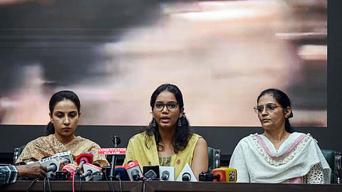 “எங்கள் தரப்பு கருத்துகளையும் கேளுங்கள்” - காயமடைந்த டெல்லி காவல்துறையினர் குடும்பத்தினர் வேண்டுகோள்