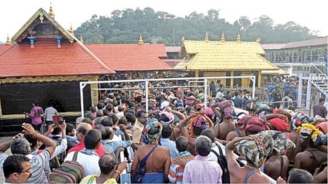 சபரிமலை ஐயப்பன் கோயில் (கோப்புப் படம்).