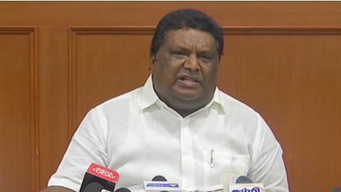 “சொந்த துறையின் அதிகாரப்பூர்வ அறிக்கையே அமைச்சர் நிர்மல் குமாருக்கு தெரியவில்லை” - சிவசங்கர் தாக்கு