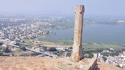 திருப்பரங்குன்றம் தீபத்தூண்.(கோப்புப்படம்)