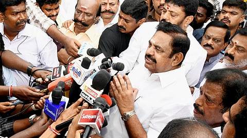 “காவிரி விவகாரத்தில் கர்நாடக அரசைப் போல தமிழக அரசு செயல்படவில்லை” - இபிஎஸ்