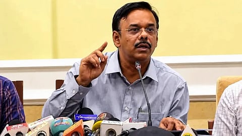 நிதிநிலையை சரிசெய்ய படிப்படியாக நடவடிக்கை: தமிழக நிதித்துறை செயலர் தகவல்