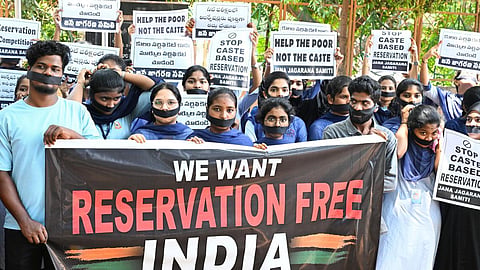 ‘இடஒதுக்கீடு இல்லா இந்தியா’  - வலுக்கும் இணையவழி போராட்டமும் பின்புலமும்