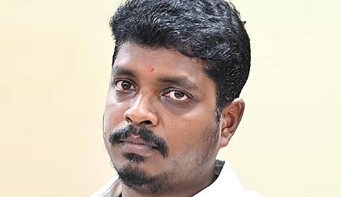 “ஆன்லைனில் முன்பதிவு செய்தாலும் மதுபானத்தை நேரில்தான் வாங்க வேண்டும்” - அமைச்சர் விக்னேஷ் விளக்கம்