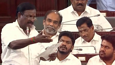 ஜல்லிக்கட்டு குறித்து சர்ச்சை பேச்சு: தவெக எம்எல்ஏவுக்கு தலைவர்கள் கண்டனம்