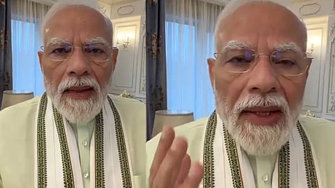 வெளிநாட்டு பயணத்தைத் தவிர்க்க வேண்டும்; தேவையின்றி தங்கம் வாங்க வேண்டாம்: பிரதமர் மோடி அறிவுரை