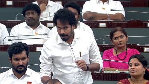 தஞ்சை, சேலம் உள்ளிட்ட 7 மாவட்டங்களில் ரூ.12 கோடியில் விதை சேமிப்புக் கிடங்குகள்: அமைச்சர் வினோத் அறிவிப்பு