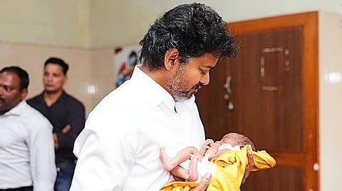 தாய்மாமன் தங்க மோதிரம் திட்டம்: வழிகாட்டு நெறிமுறைகள் என்னென்ன? 