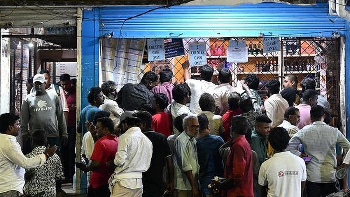 டாஸ்மாக் முறைகேடு: புகாரளிக்க புதிய கட்டணமில்லா சேவை மையம் தொடக்கம்