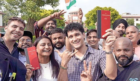 நீட் போராட்டம்: மாணவர்​கள் மீதான வழக்குகளை ரத்து செய்தது உச்ச நீதிமன்றம்