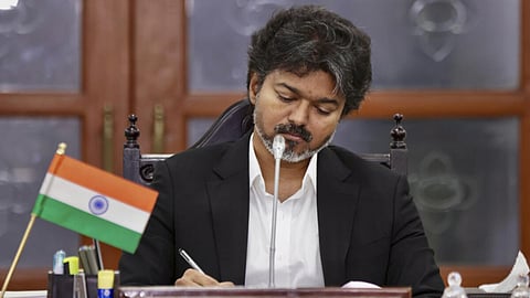 நாமக்கல் சாலை விபத்தில் உயிரிழந்த சிறார்களின் குடும்பங்களுக்கு தலா ரூ.3 லட்சம் நிதியுதவி: முதல்வர் விஜய் அறிவிப்பு