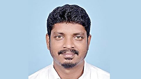 தமிழகத்தில் கள்ளுக்கடைகளை திறப்பது தொடர்பாக அரசு ஆய்வு: அமைச்சர் விக்னேஷ் தகவல்
