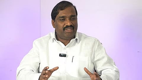 போக்குவரத்துத் துறையில் 400 ஊழியர் பணிநீக்கத்தை மறுபரிசீலனை செய்ய வேண்டும்: அரசுக்கு தவாக வலியுறுத்தல்