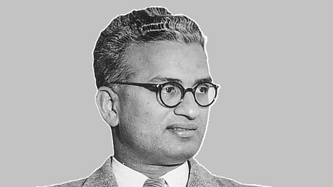 உலகம் போற்றும் எழுத்தறிவு நாயகன்