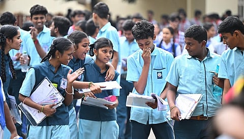 நடப்பு கல்வியாண்டில் 6-ம் வகுப்புக்கு மும்மொழி கொள்கையில் இருந்து விலக்கு?