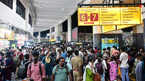 ஆன்லைன் டிக்கெட்டை ஆம்னி பேருந்து நிர்வாகம் ரத்து செய்தால் மாற்று பேருந்துக்கு ஏற்பாடு செய்ய  அறிவுறுத்தல்