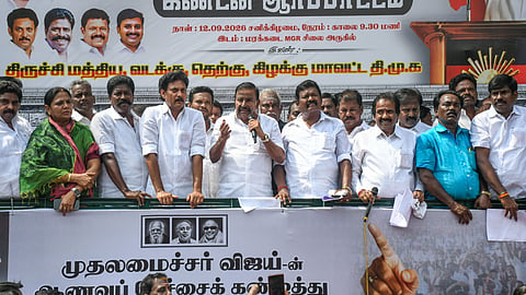 “பாஜக பெயரைக் கூட சொல்ல மறுக்கிறார் முதல்வர் விஜய்” - திருச்சி ஆர்ப்பாட்டத்தில் கே.என்.நேரு பேச்சு 