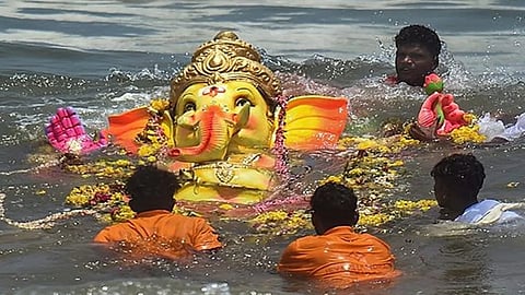 விநாயகர் சிலைகளை கரைக்க பட்டினப்பாக்கம், நீலாங்கரையில் அடுத்த ஆண்டு முதல் அனுமதி இல்லை: அரசு விளக்கம்
