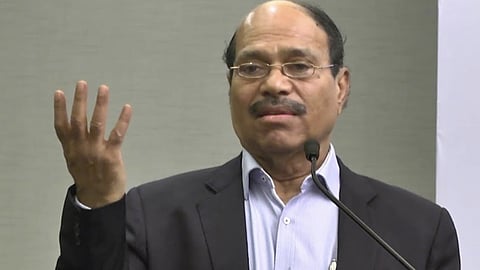 சிறுமிகளுக்கு பாலியல் வன்கொடுமை: கிரானைட்ஸ் அதிபர் வீரமணியை காவலில் எடுத்து விசாரணை