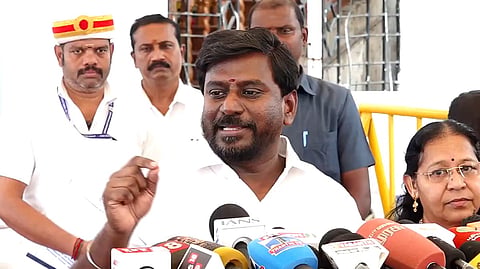 அமைச்சர் ராஜ்மோகன்