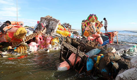 கடலில் விநாயகர் சிலைகளை கரைக்க கடலோர மண்டல மேலாண்மை ஆணைய அனுமதி தேவை: பசுமை தீர்ப்பாயம் உத்தரவு