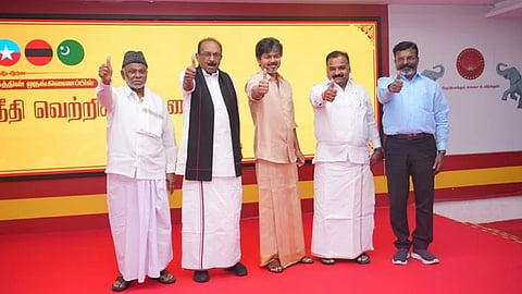 இடைத்தேர்தலில் தவெக வேட்பாளர்களுக்கு ஆதரவாக முதல்வர் விஜய் உட்பட 40 நட்சத்திரப் பேச்சாளர்கள் பிரச்சாரம்