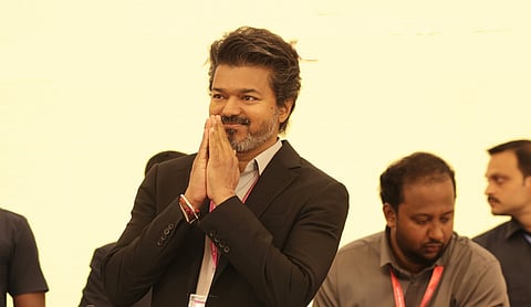மதுரைக்கு செப். 28-ம் தேதி வருகை தரும்போது மீனாட்சி அம்மனை தரிசிக்க முதல்வர் விஜய் திட்டம்