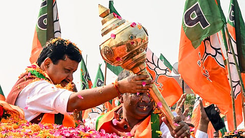 சஹாரன்பூரில் நடைபெற்ற தேர்தல் பிரச்சார கூட்டத்தில் பங்கேற்ற நிதின் நவீன்
