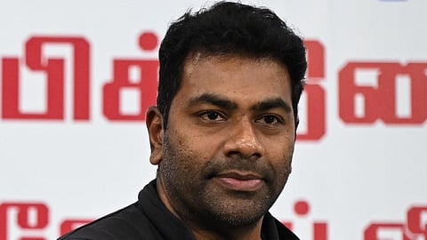 அரசு கட்டிடங்களின் தரத்தை குறிக்க 3 வண்ணங்களில் ஸ்டிக்கர் குறியீடுகள்: அமைச்சர் ஆதவ் அர்ஜுனா அறிவிப்பு