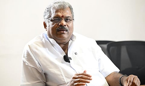 வங்கி ஊழியர்களுடன் பேச்சுவார்த்தை நடத்த மத்திய அரசுக்கு ஜி.கே.வாசன் வலியுறுத்தல்
